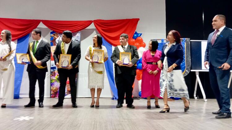 Expo Educativa 2025 reconoce a destacados profesionales de la educación pública en Chiriquí