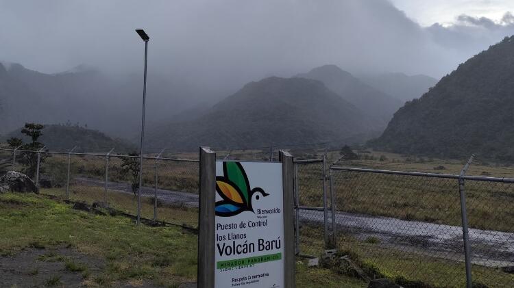 MINISTERIO DE AMBIENTE ORDENA CIERRE TEMPORAL DEL PARQUE NACIONAL VOLCÁN BARÚ POR MAL TIEMPO