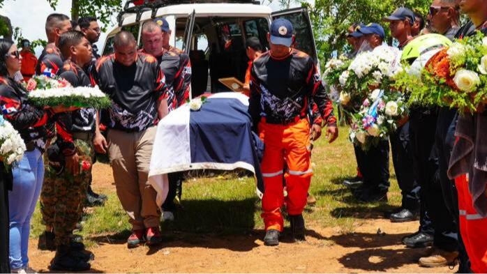 RESCATISTAS EXIGEN RESPUESTAS TRAS TRAGEDIA EN MACHO DE MONTE: ¿QUIÉN DEBÍA PROTEGERLOS?