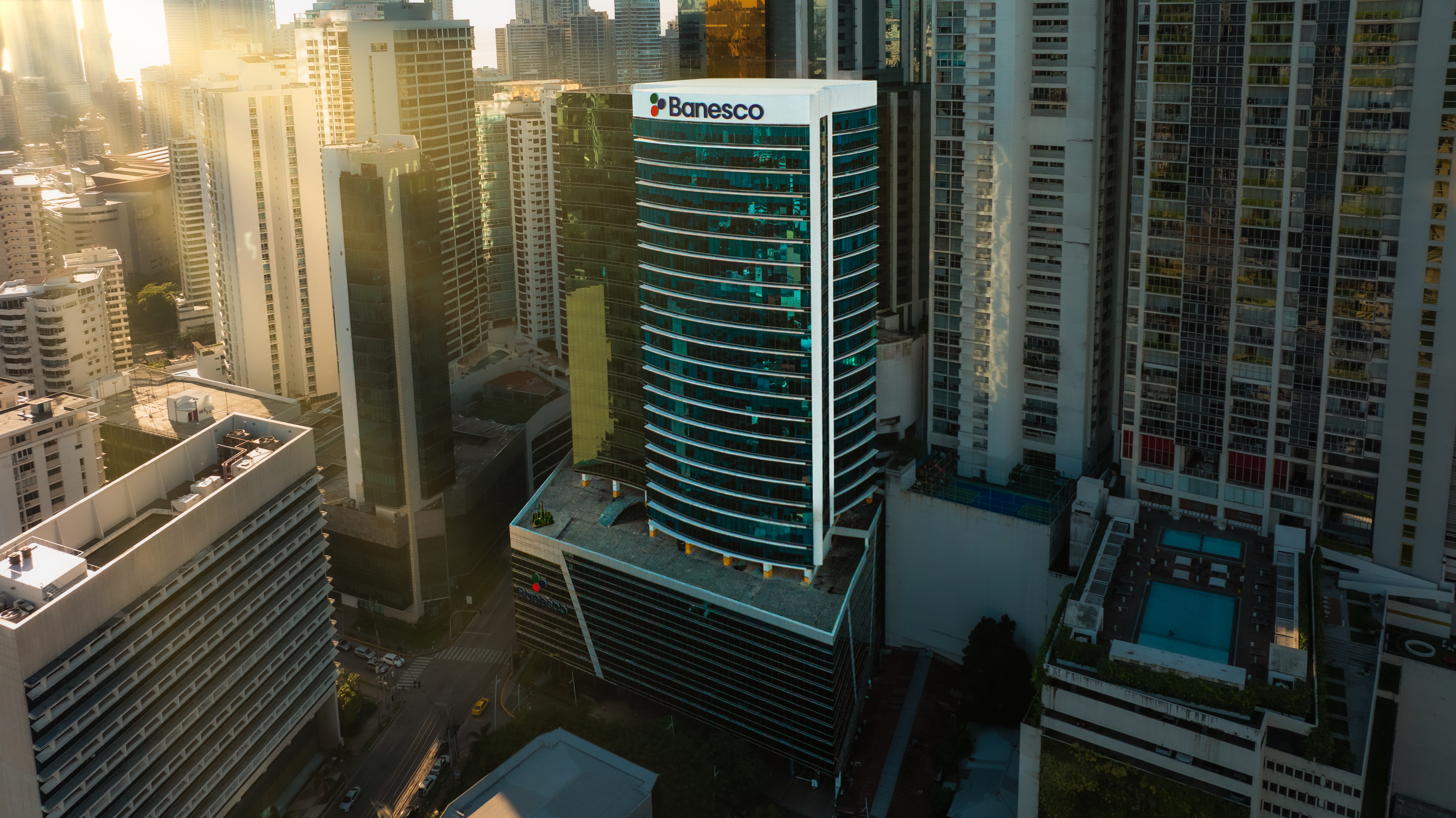 BANESCO PANAMÁ RENUEVA SU IMAGEN Y ABRE UNA NUEVA ETAPA DE INNOVACIÓN Y TRANSFORMACIÓN DIGITAL