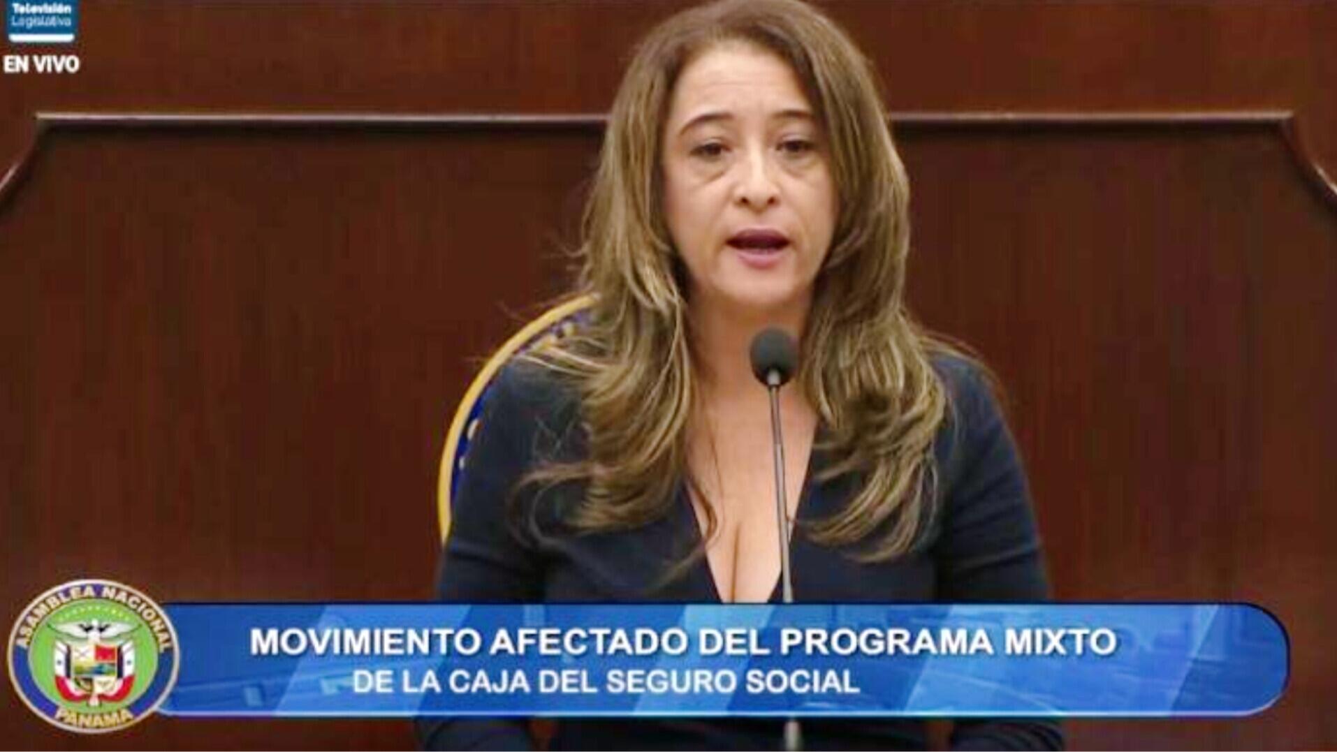 ASEGURADOS DENUNCIAN QUE SUS FUTURAS JUBILACIONES PODRÍAN REDUCIRSE HASTA UN 73 %